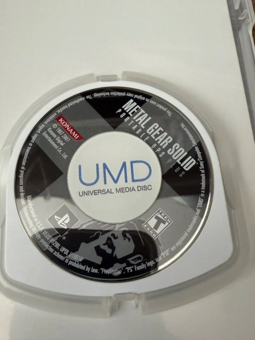 MINTY!! PSP Metal Gear Solid Portable Ops Plus CIB Complete